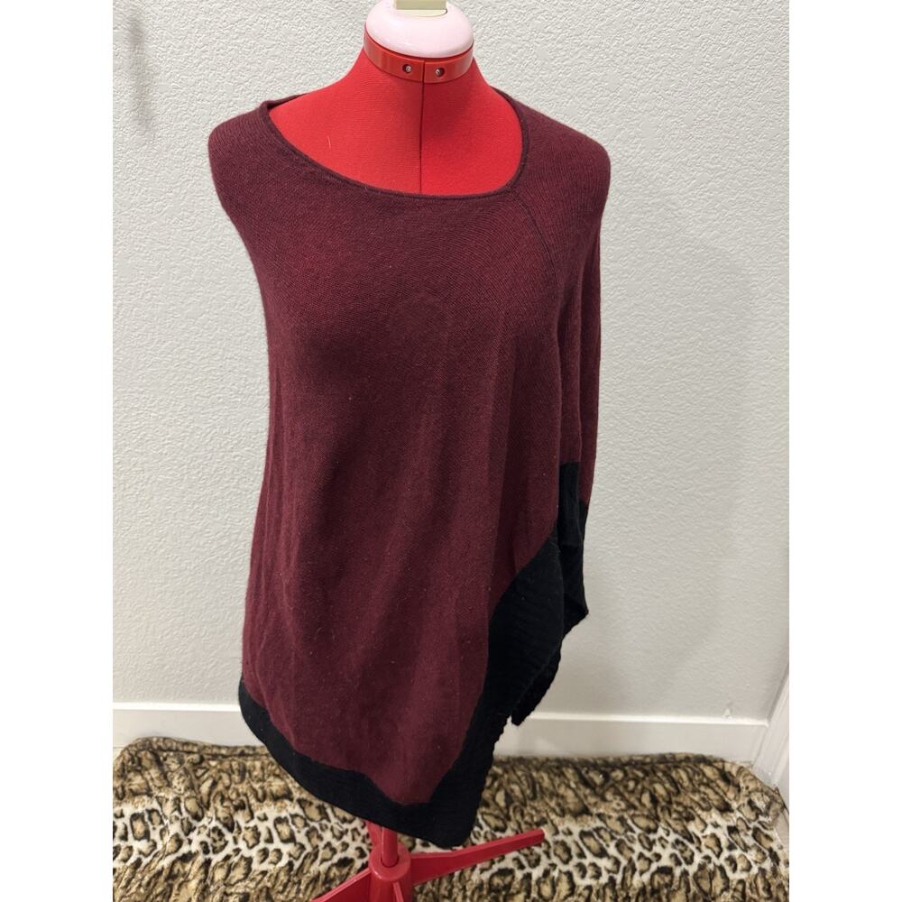 Burgundy Poncho‎ Top Black Trim Asymmetric Hem Casual Knit Sweater Pullover